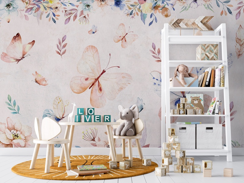 Butterfly Serenity - Bijela im Raum